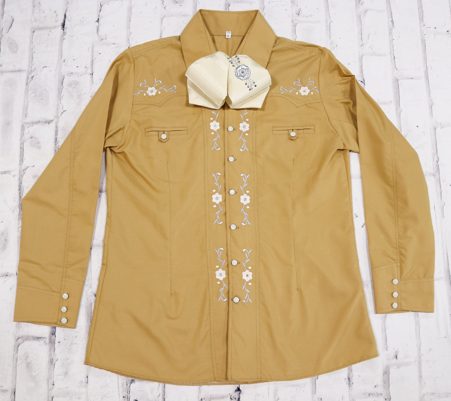 40 (L) Diseño Mustard Camisa Charra Bordada