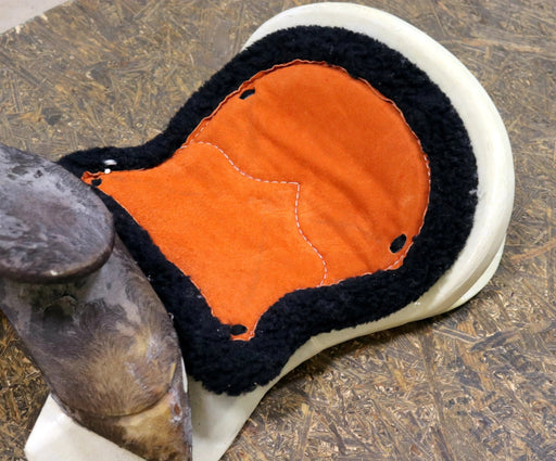Asiento De Borrego Western Saddle Leather Wool Cushion - M - Royal Saddles - Charro Saddle Parts