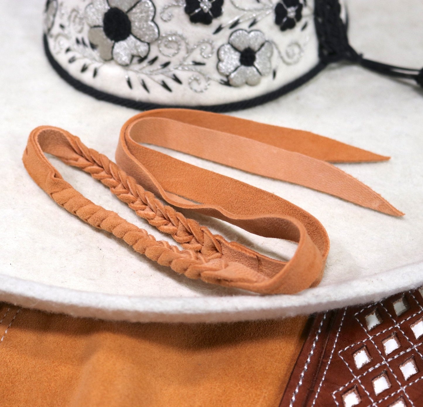 Barbiquejo Charro Para Sombrero Ajustable Strap - M - Royal Saddles - Sombreros Charros