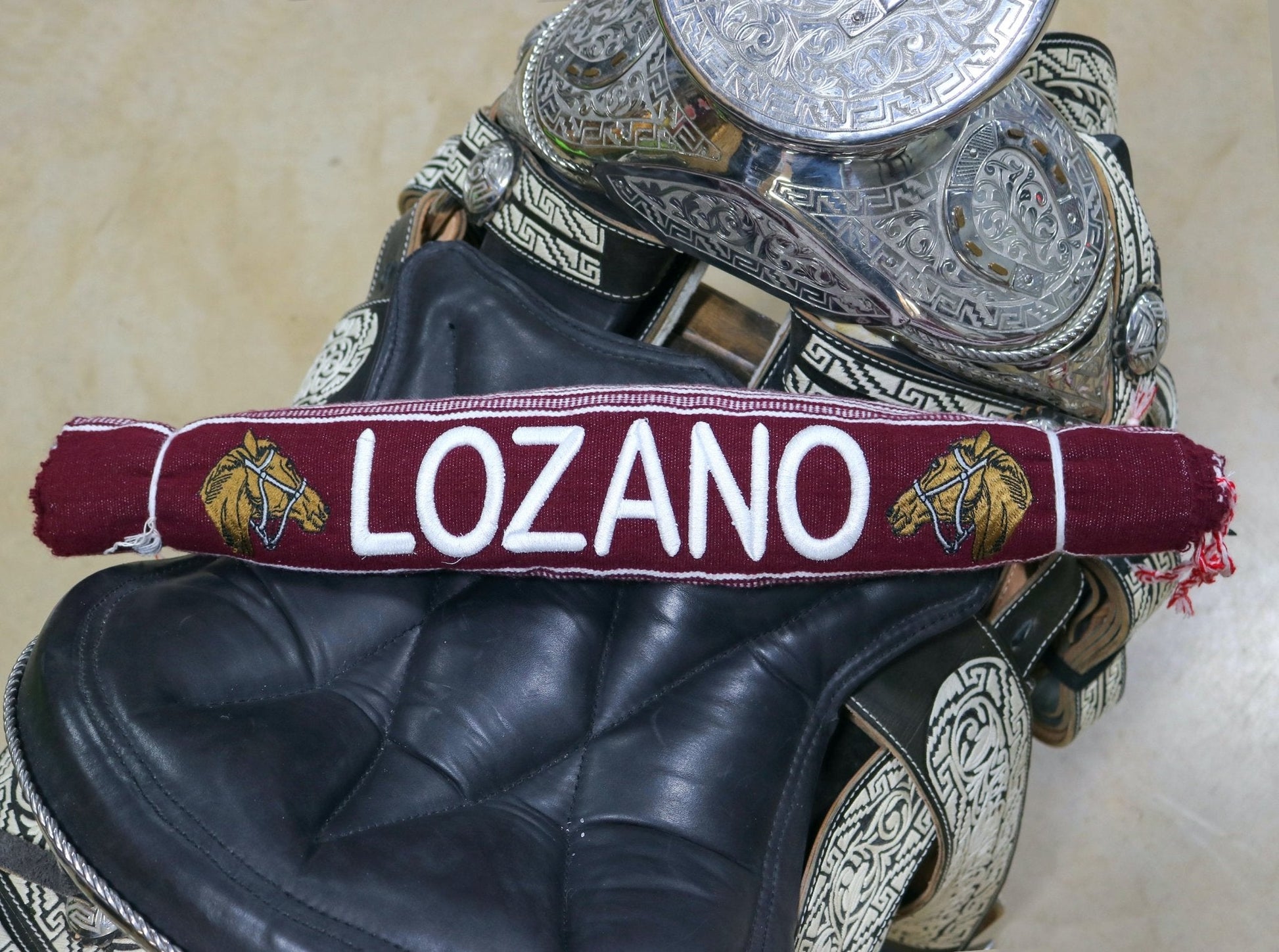 Lozano Vino Charro Sarape Montura Charra - M - Royal Saddles - Sarapes