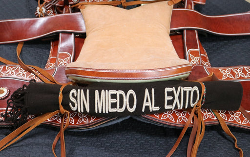 Sin Miedo Al Exito Brown Charro Sarape Montura Charra - M - Royal Saddles - Sarapes