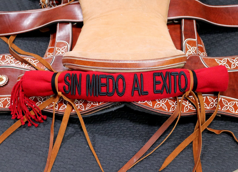 Sin Miedo Al Exito Red Sarape Charro Mexican Saddle - M - Royal Saddles - Sarapes