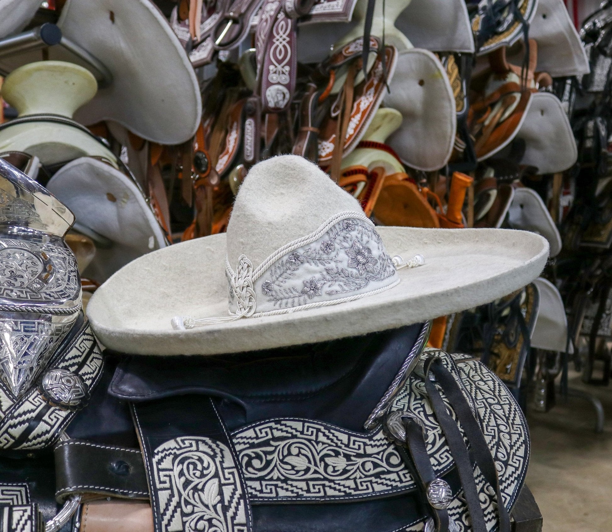 Sombrero MEX 61 Silver Charro Hueso Charro Hat - M - Royal Saddles - Sombreros Charros