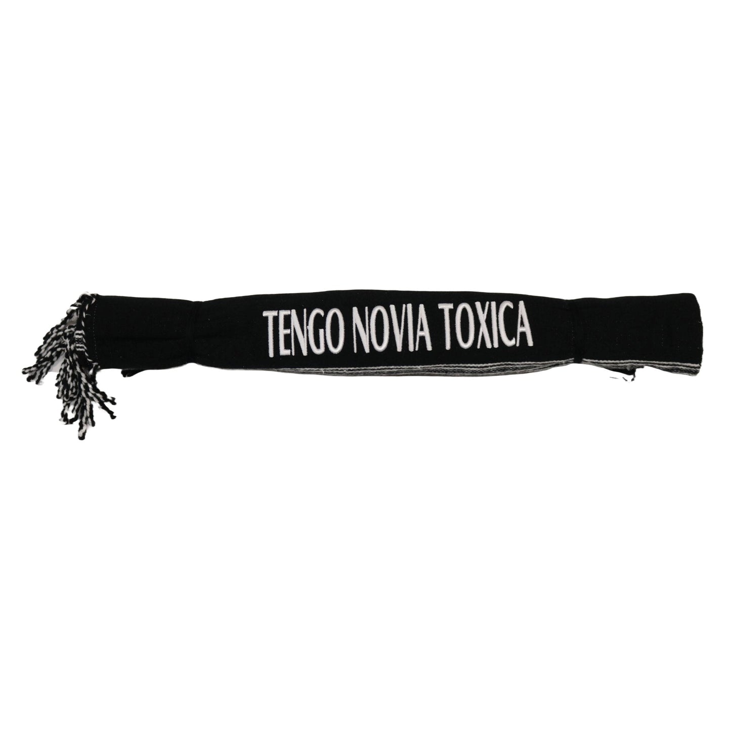 Tengo Novia Toxica Black Charro Sarape Montura Charra - M - Royal Saddles - Sarapes